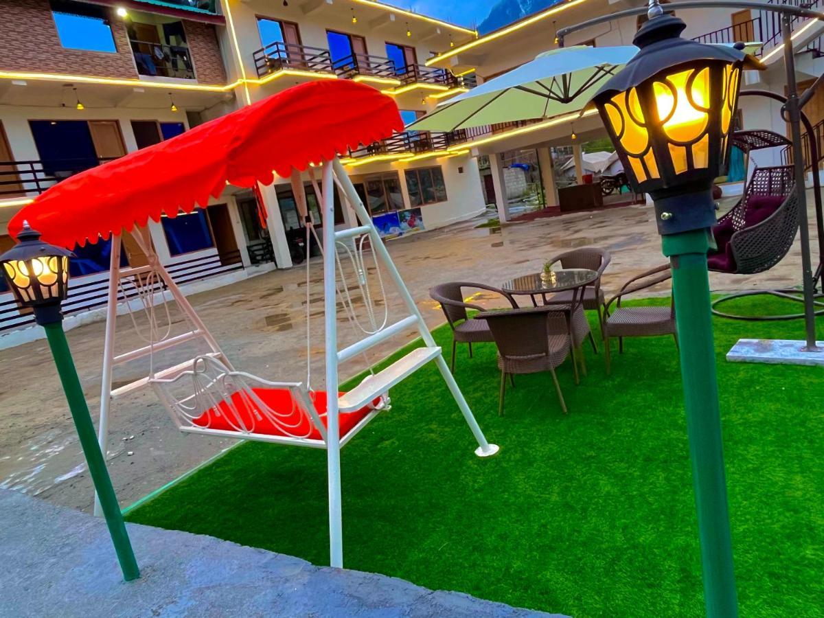 Hotel Beas River Retreat - A Riverside Hotel With Balcony Manāli Exterior foto