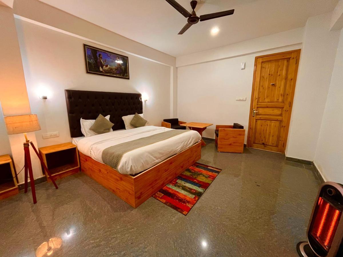 Hotel Beas River Retreat - A Riverside Hotel With Balcony Manāli Exterior foto