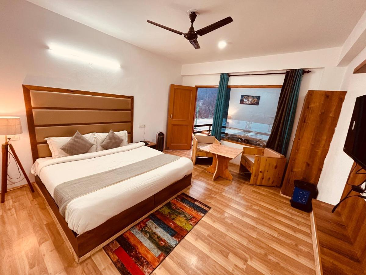 Hotel Beas River Retreat - A Riverside Hotel With Balcony Manāli Exterior foto